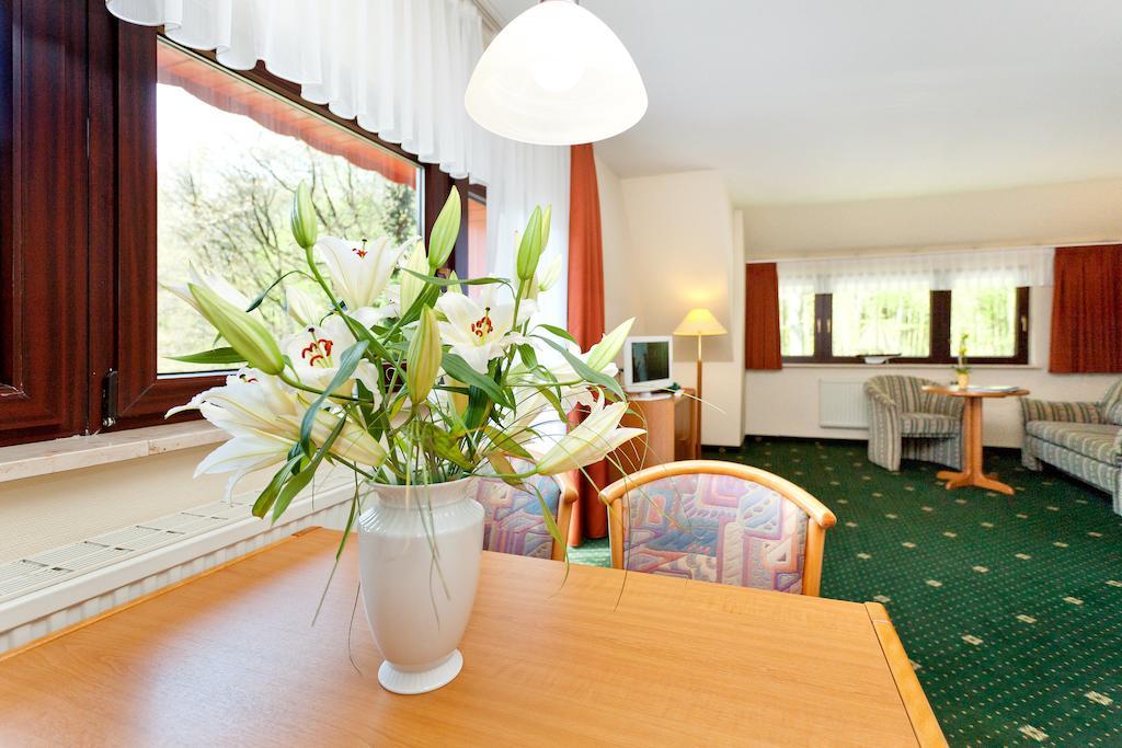 Restaurant & Hotel Baumhaus Hagen Sassnitz Phòng bức ảnh